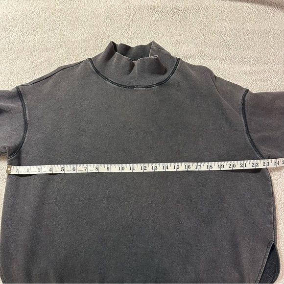 Free People Distressed Charcoal Gray Black Mock Neck Sweatshirt Tunic Side Slit - Picture 7 of 11